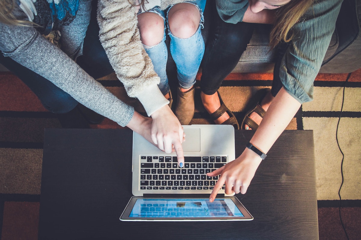 Meta Ads in 2026: What Changed for Small Budgets - Techsist Labs Engineering Insights